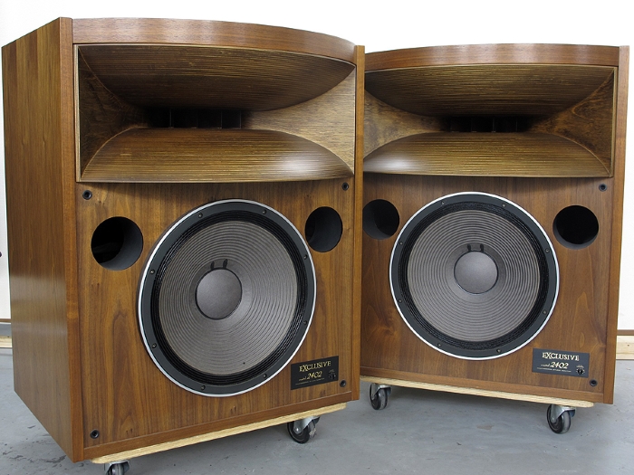 L'enceinte TAD Exclusive TSM2